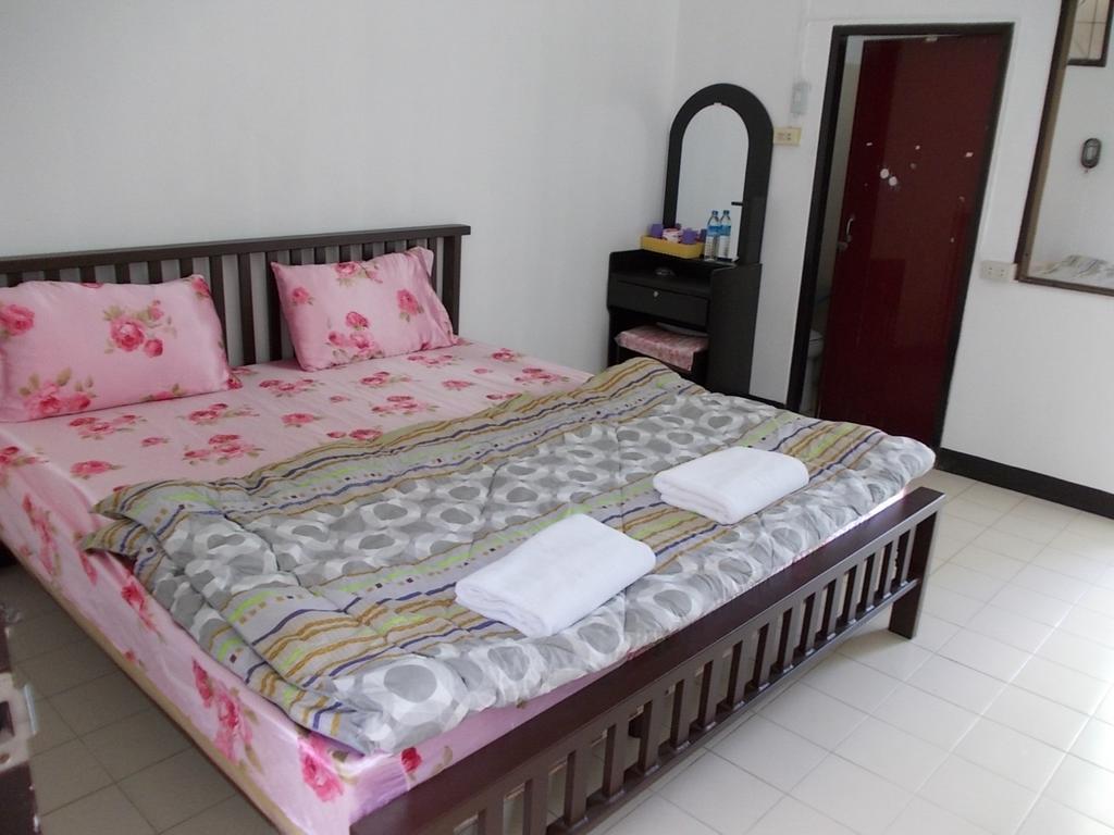 Kt Place Hotel Bangkok Phòng bức ảnh