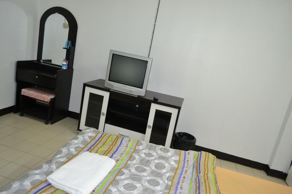Kt Place Hotel Bangkok Phòng bức ảnh